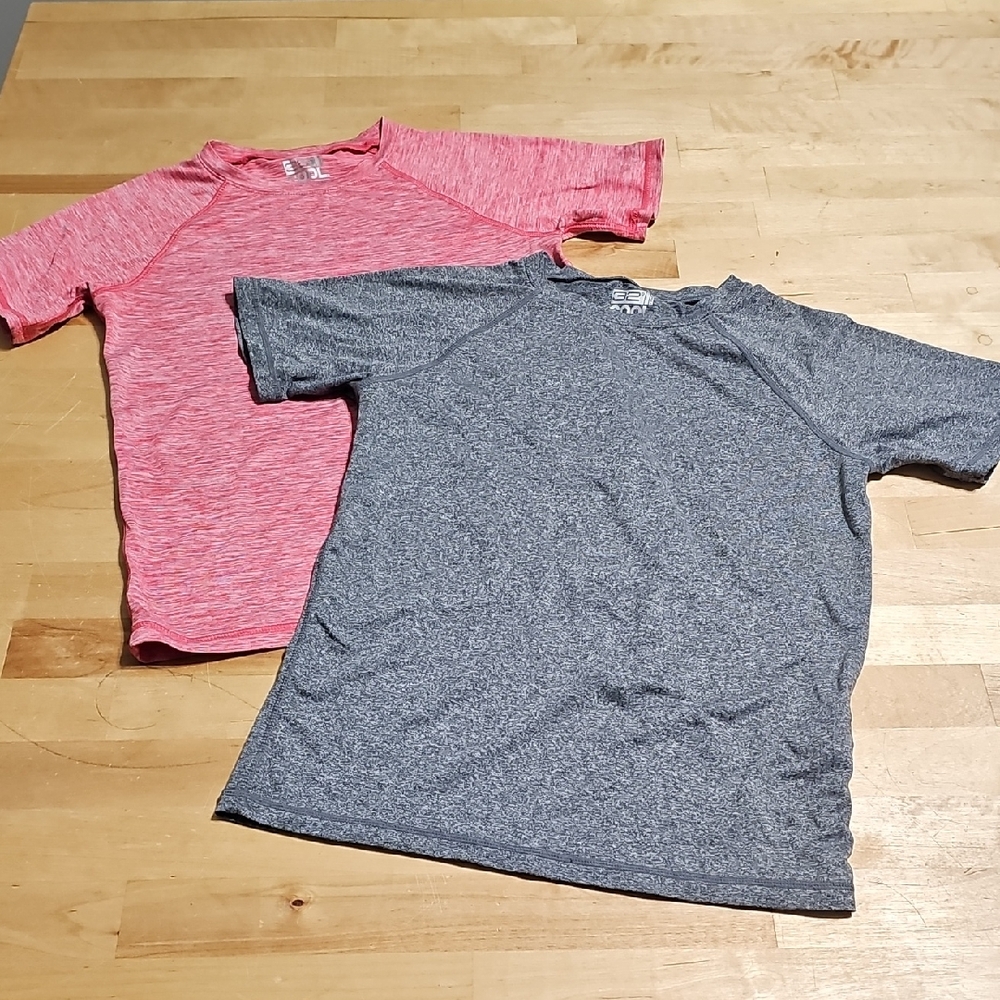 🏀 32 Degrees Cool Boys Performance Tees S (7/8) 2-Pack
